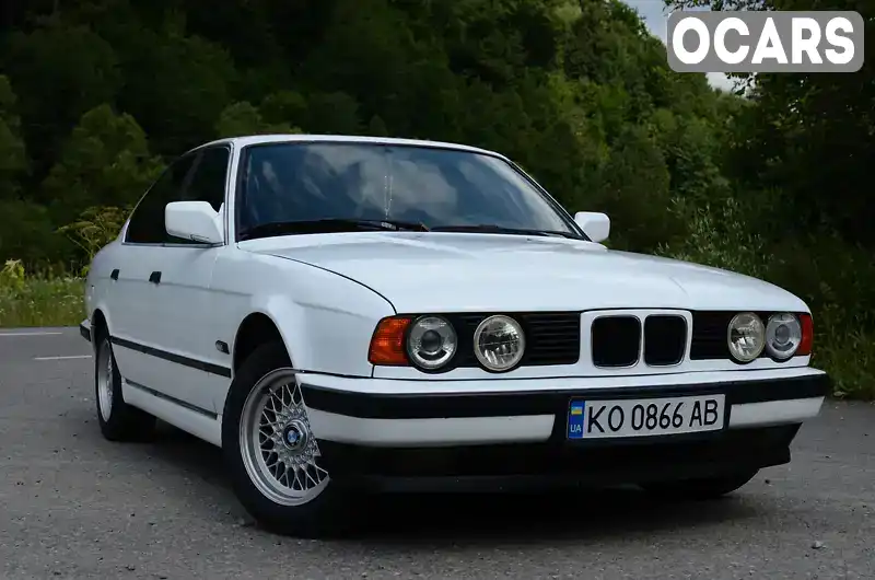 Седан BMW 5 Series 1990 1.99 л. Ручна / Механіка обл. Закарпатська, Воловець - Фото 1/17