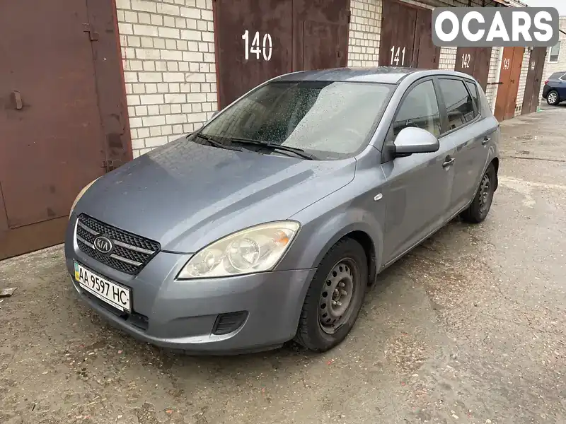 Хетчбек Kia Ceed 2008 1.4 л. Ручна / Механіка обл. Київська, Київ - Фото 1/11