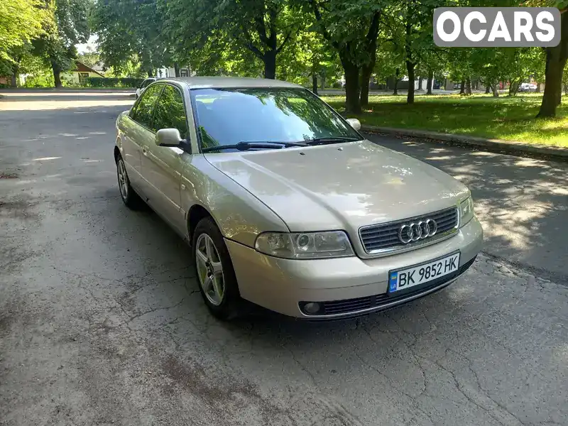 Седан Audi A4 2000 1.6 л. Ручная / Механика обл. Ровенская, Ровно - Фото 1/14