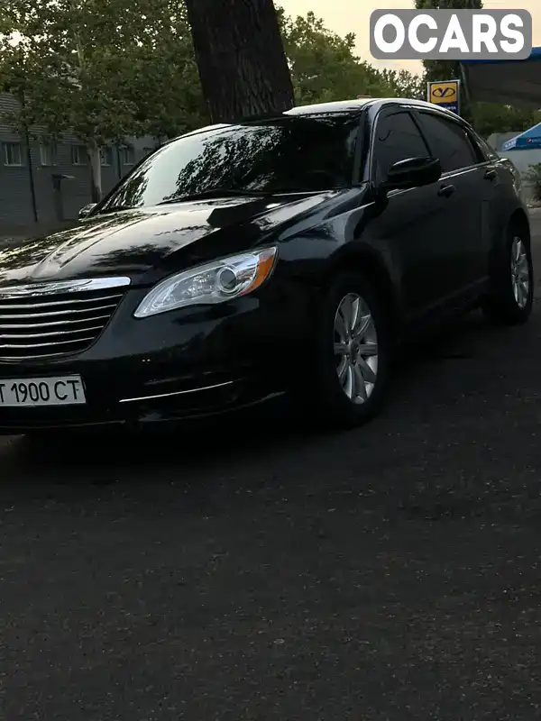 Седан Chrysler 200 2012 2.36 л. Автомат обл. Одеська, Одеса - Фото 1/10