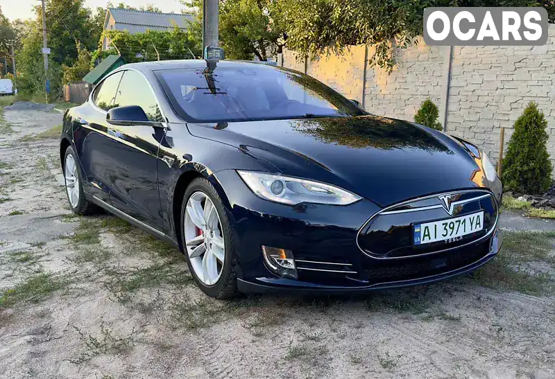 Лифтбек Tesla Model S 2015 null_content л. Автомат обл. Киевская, Вышгород - Фото 1/21