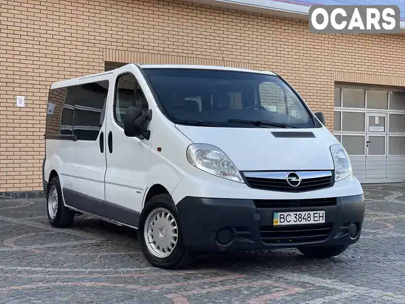 Минивэн Opel Vivaro 2009 2 л. Ручная / Механика обл. Львовская, Дрогобыч - Фото 1/21