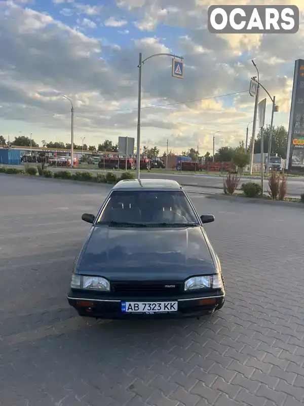 Седан Mazda 323 1988 1.5 л. Ручна / Механіка обл. Вінницька, Вінниця - Фото 1/10