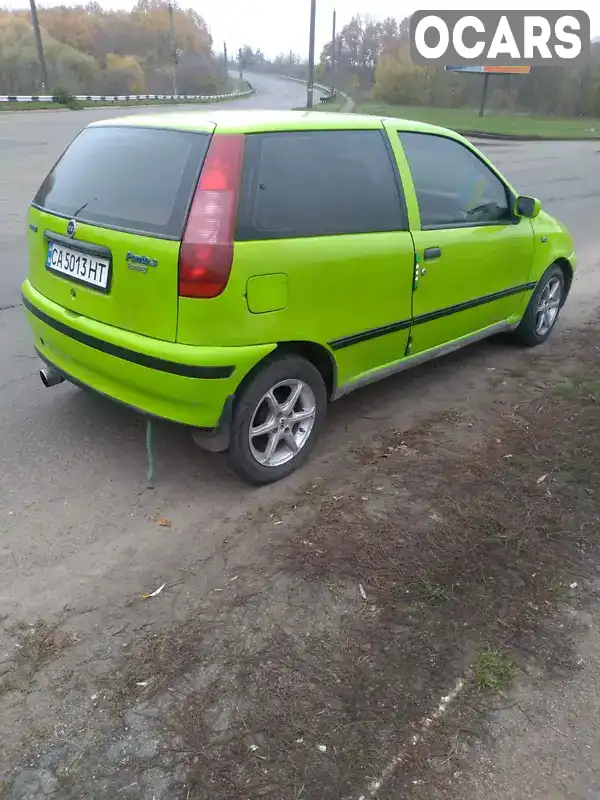 Хэтчбек Fiat Punto 1995 1.1 л. Ручная / Механика обл. Черкасская, Черкассы - Фото 1/3