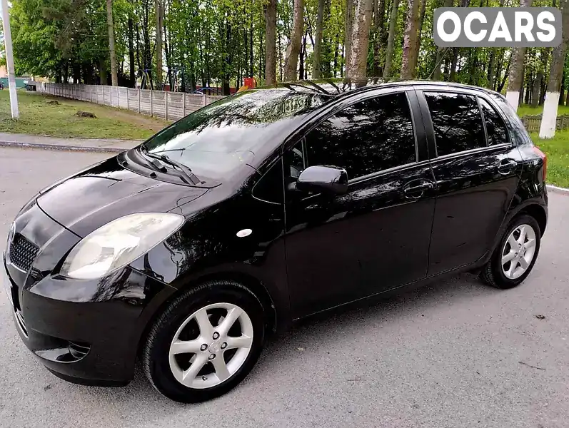 Хэтчбек Toyota Yaris 2006 1 л. Ручная / Механика обл. Винницкая, Винница - Фото 1/16