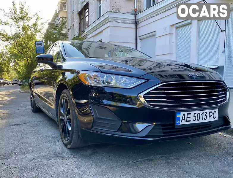 Седан Ford Fusion 2018 2 л. Вариатор обл. Киевская, Киев - Фото 1/11