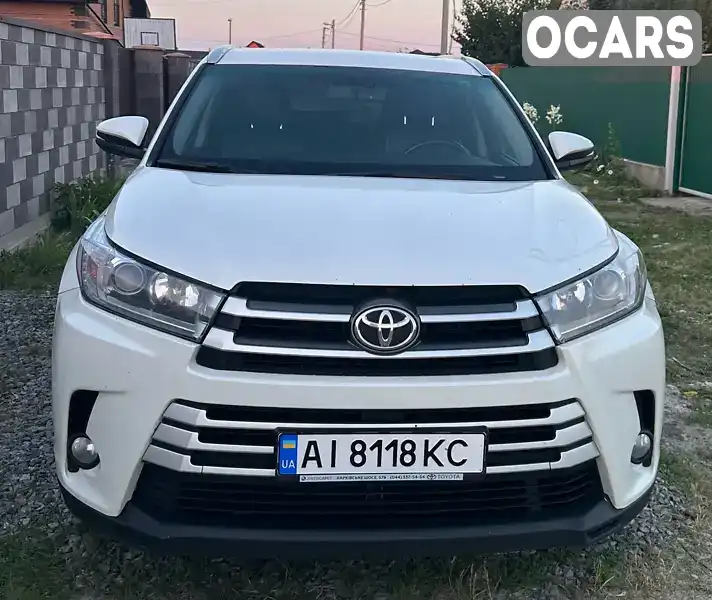 Позашляховик / Кросовер Toyota Highlander 2017 2.67 л. Автомат обл. Київська, Київ - Фото 1/16