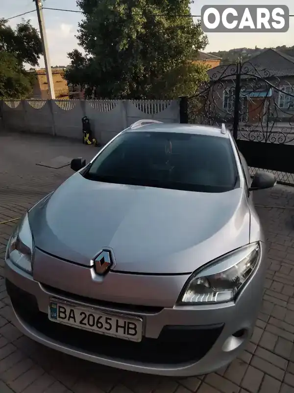 Универсал Renault Megane 2011 1.46 л. Ручная / Механика обл. Николаевская, Первомайск - Фото 1/18