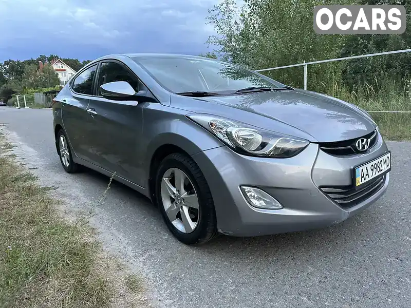 Седан Hyundai Elantra 2013 1.8 л. Автомат обл. Київська, Київ - Фото 1/21