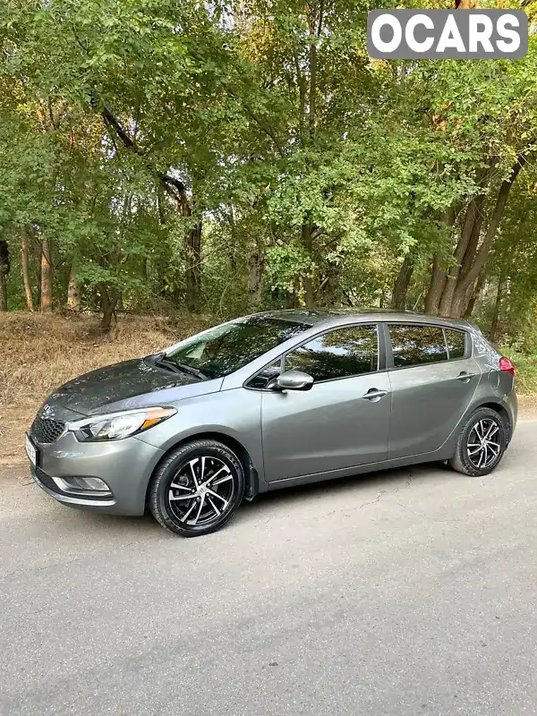 Хэтчбек Kia Forte 2016 2 л. Автомат обл. Запорожская, Запорожье - Фото 1/17