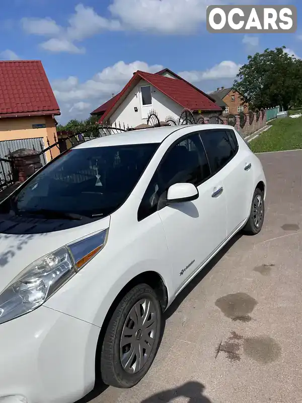 Хэтчбек Nissan Leaf 2014 null_content л. обл. Львовская, Городок - Фото 1/15