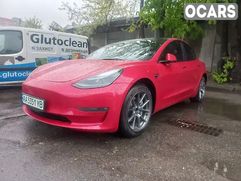 Седан Tesla Model 3 2023 null_content л. обл. Киевская, Киев - Фото 1/16