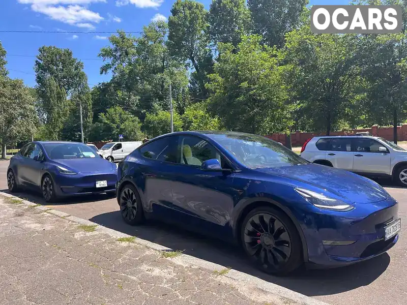 Внедорожник / Кроссовер Tesla Model Y 2022 null_content л. Автомат обл. Киевская, Киев - Фото 1/10