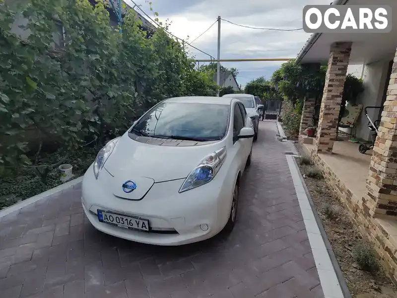 Хетчбек Nissan Leaf 2013 null_content л. обл. Закарпатська, Ужгород - Фото 1/3