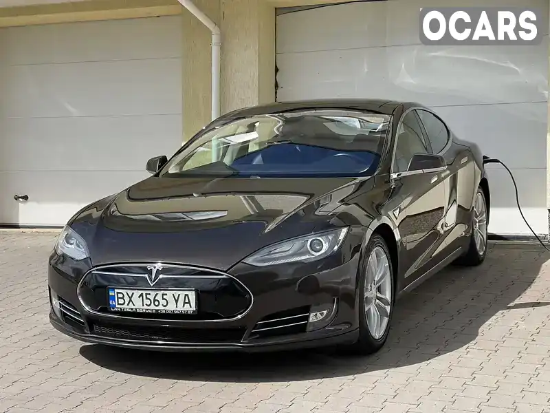 Лифтбек Tesla Model S 2013 null_content л. обл. Хмельницкая, Хмельницкий - Фото 1/21