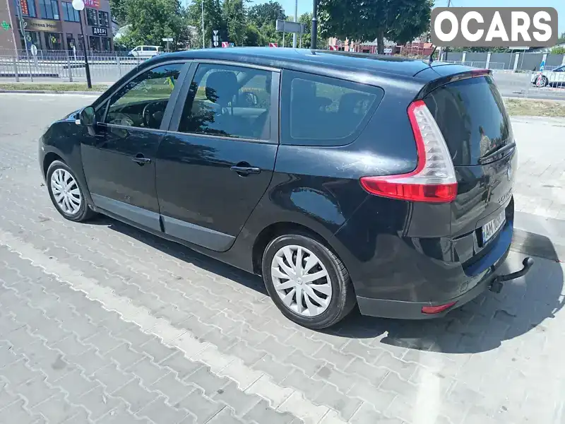 Мінівен Renault Megane Scenic 2011 1.5 л. Ручна / Механіка обл. Київська, location.city.nemishaieve - Фото 1/21