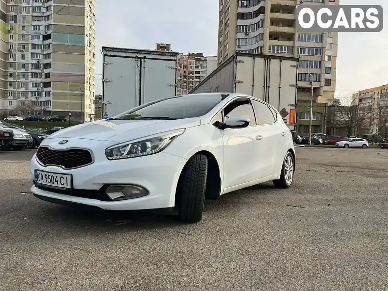 Хетчбек Kia Ceed 2013 1.59 л. Ручна / Механіка обл. Київська, Київ - Фото 1/17