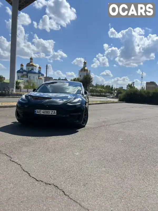 Седан Tesla Model 3 2018 null_content л. обл. Дніпропетровська, Кривий Ріг - Фото 1/16