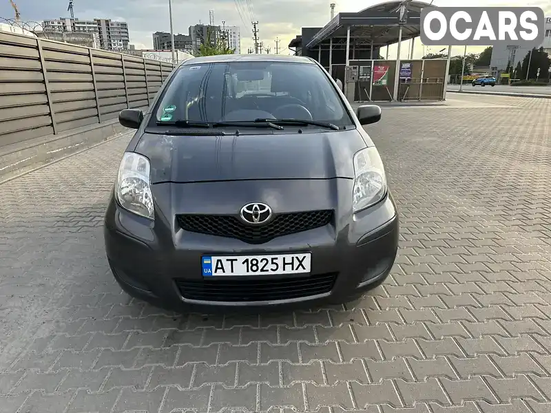 Хэтчбек Toyota Yaris 2009 1 л. Ручная / Механика обл. Киевская, Киев - Фото 1/20