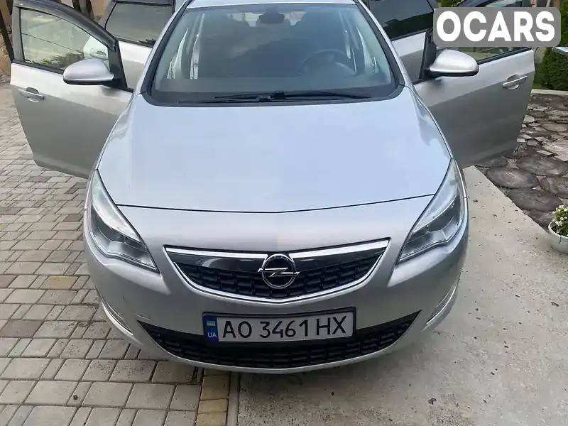 Універсал Opel Astra 2011 1.25 л. Ручна / Механіка обл. Закарпатська, Перечин - Фото 1/15