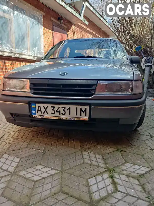 Седан Opel Vectra 1990 2 л. Ручна / Механіка обл. Харківська, Харків - Фото 1/6
