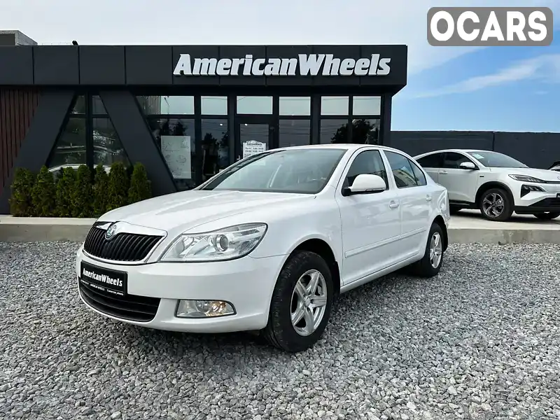 Лифтбек Skoda Octavia 2012 1.6 л. Ручная / Механика обл. Черновицкая, Черновцы - Фото 1/20