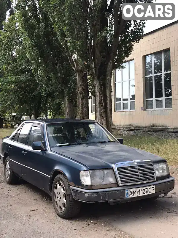 Седан Mercedes-Benz E-Class 1990 2 л. Автомат обл. Житомирська, Житомир - Фото 1/13