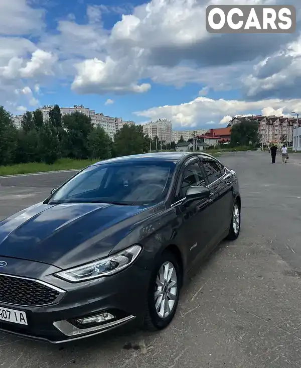 Седан Ford Fusion 2017 2 л. Вариатор обл. Киевская, Киев - Фото 1/11