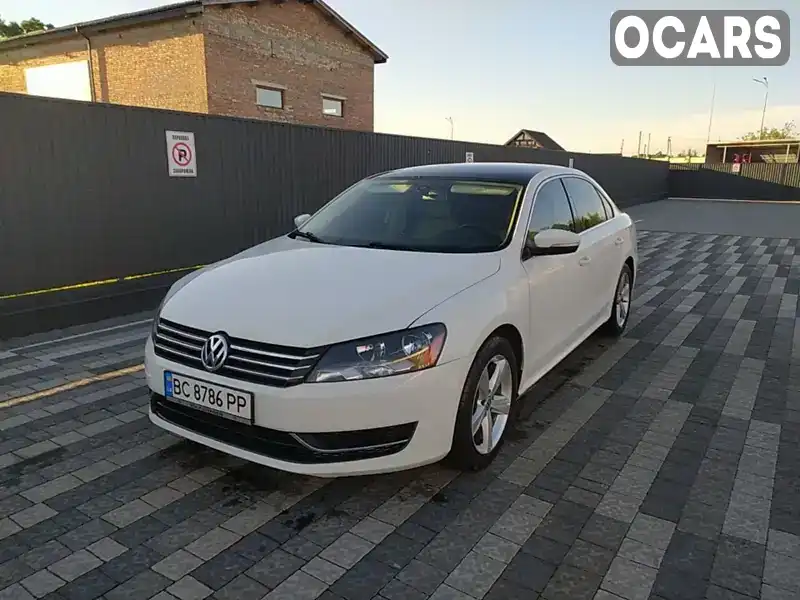 Седан Volkswagen Passat 2013 1.8 л. Автомат обл. Львовская, Львов - Фото 1/21