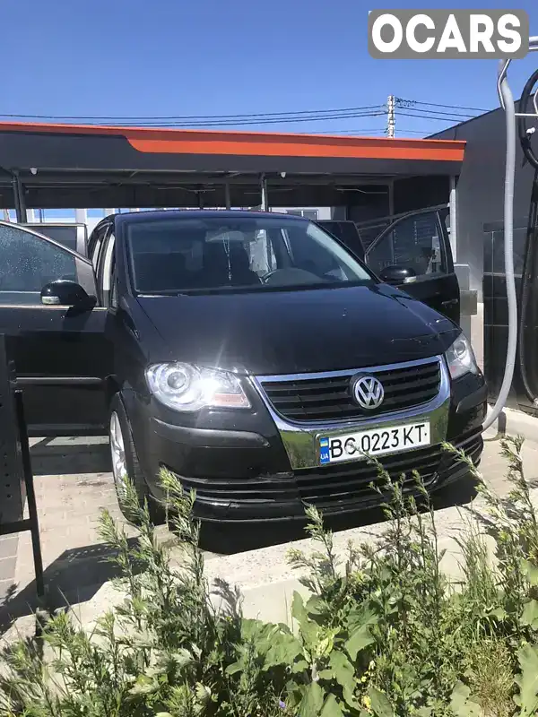 Минивэн Volkswagen Touran 2007 1.6 л. Ручная / Механика обл. Ивано-Франковская, Ивано-Франковск - Фото 1/21