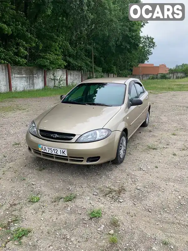 Хетчбек Chevrolet Lacetti 2010 1.6 л. обл. Київська, Ірпінь - Фото 1/13