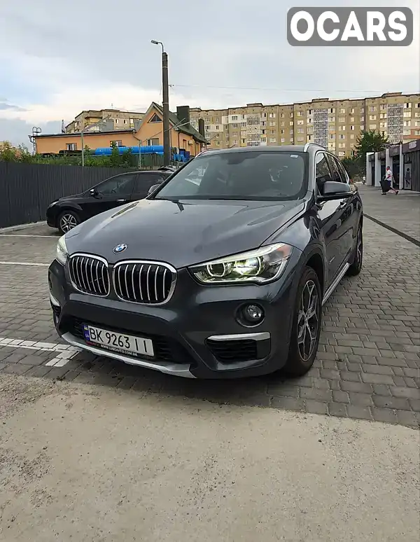 Внедорожник / Кроссовер BMW X1 2016 2 л. Автомат обл. Ровенская, Ровно - Фото 1/21