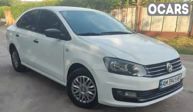 Седан Volkswagen Polo 2018 1.6 л. Ручна / Механіка обл. Житомирська, Бердичів - Фото 1/13