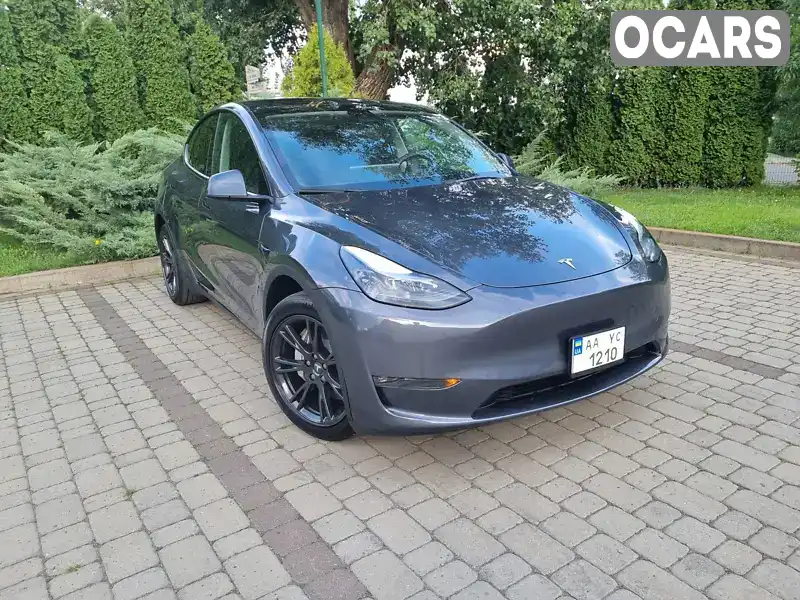 Внедорожник / Кроссовер Tesla Model Y 2023 null_content л. обл. Киевская, Киев - Фото 1/21