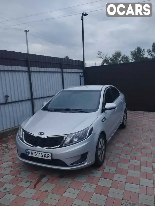 Седан Kia Rio 2012 1.4 л. Ручна / Механіка обл. Київська, location.city.stoianka - Фото 1/12