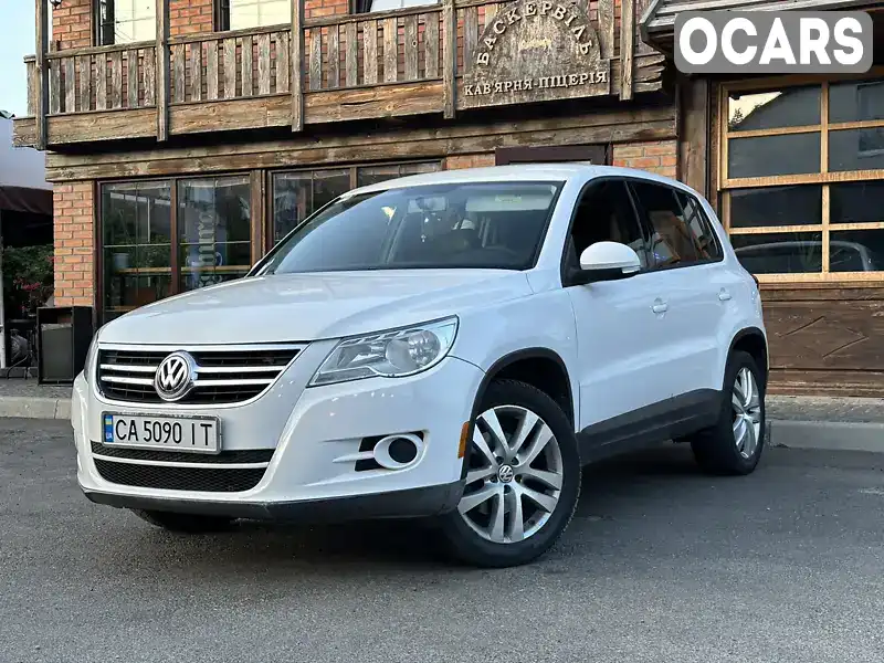 Позашляховик / Кросовер Volkswagen Tiguan 2009 2 л. Автомат обл. Черкаська, location.city.yerky - Фото 1/21