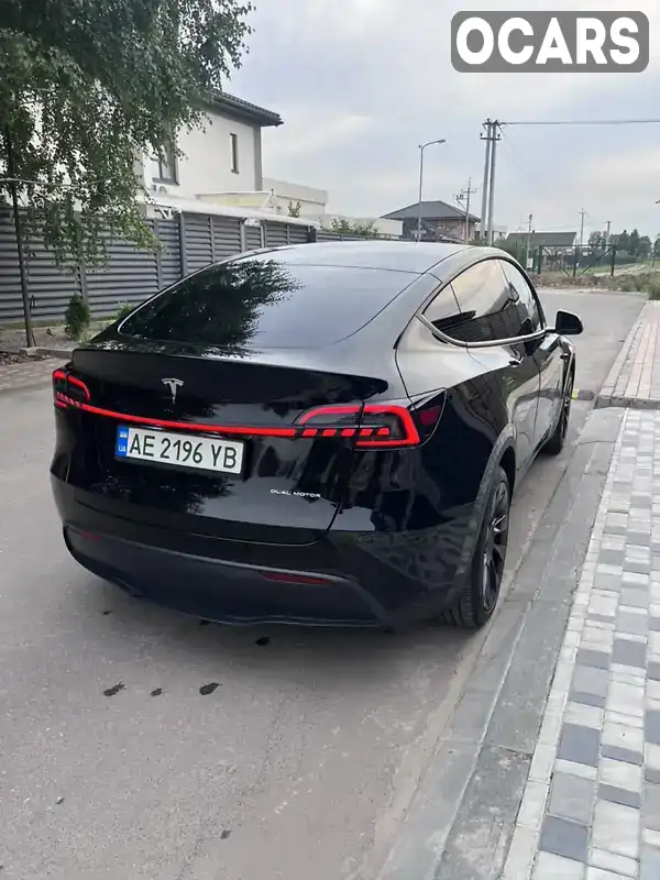 Внедорожник / Кроссовер Tesla Model Y 2023 null_content л. Автомат обл. Днепропетровская, Днепр (Днепропетровск) - Фото 1/16