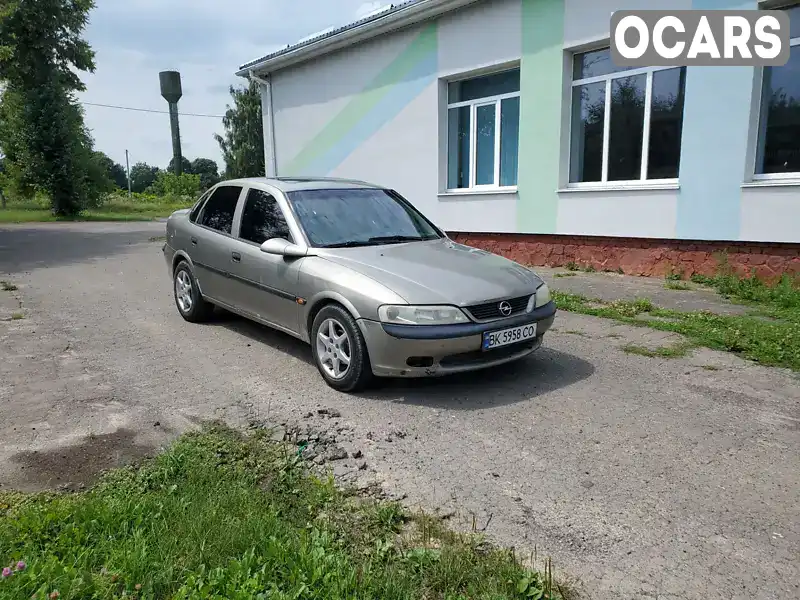 Седан Opel Vectra 1996 1.6 л. Ручна / Механіка обл. Рівненська, Рівне - Фото 1/8