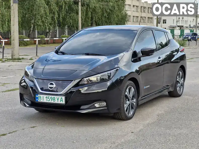 Хетчбек Nissan Leaf 2018 null_content л. обл. Полтавська, Кременчук - Фото 1/21