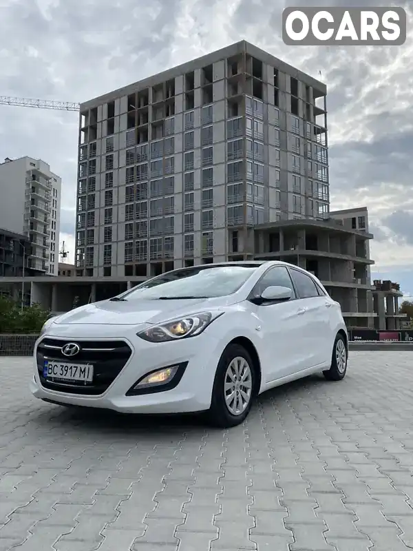 Хетчбек Hyundai i30 2015 1.37 л. Ручна / Механіка обл. Львівська, Львів - Фото 1/19