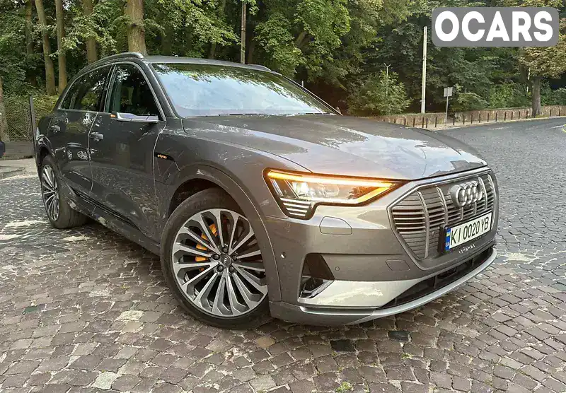 Позашляховик / Кросовер Audi Q7 e-tron 2019 null_content л. Автомат обл. Львівська, Львів - Фото 1/21