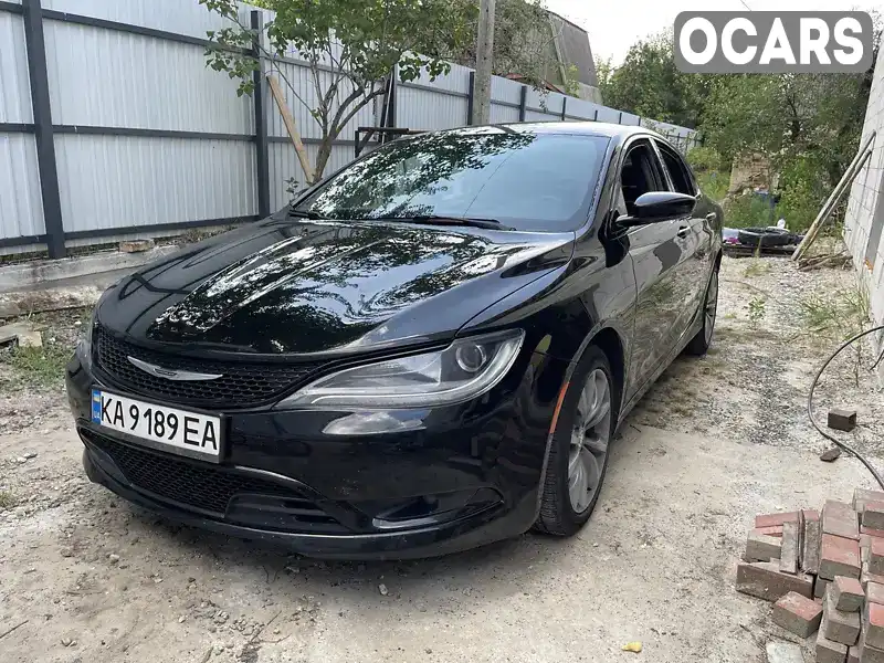 Седан Chrysler 200 2015 2.36 л. Автомат обл. Киевская, Ирпень - Фото 1/16