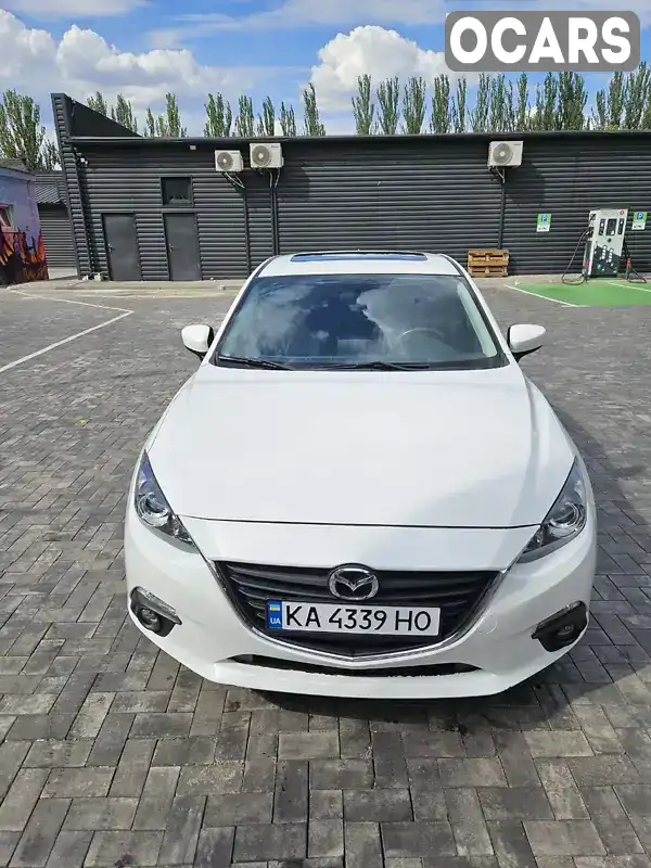 Седан Mazda 3 2015 2 л. Автомат обл. Дніпропетровська, Кривий Ріг - Фото 1/17