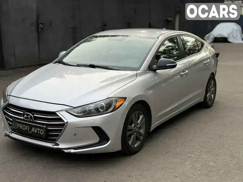 Седан Hyundai Elantra 2018 2 л. Автомат обл. Киевская, Киев - Фото 1/15