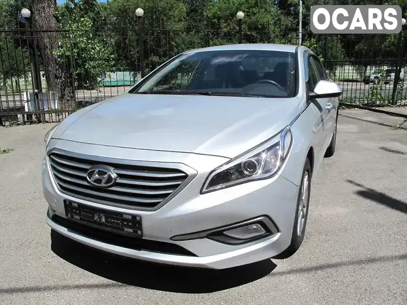 Седан Hyundai Sonata 2016 2 л. Автомат обл. Киевская, Киев - Фото 1/21