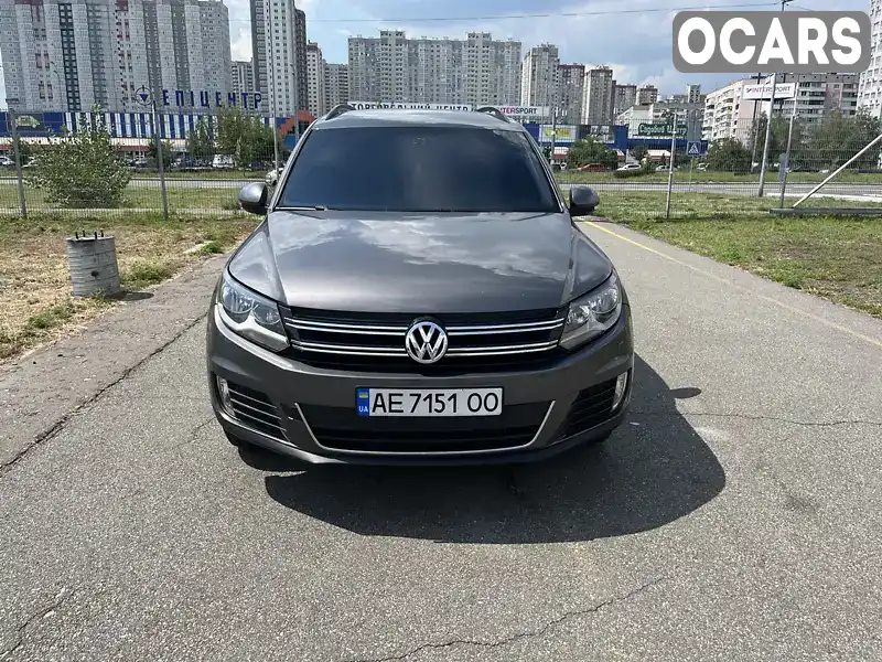 Позашляховик / Кросовер Volkswagen Tiguan 2015 2 л. Автомат обл. Київська, Київ - Фото 1/17