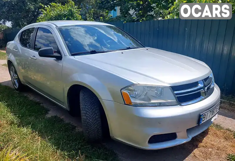 Седан Dodge Avenger 2012 2.36 л. Автомат обл. Полтавская, Полтава - Фото 1/21