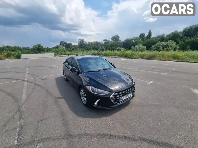 Седан Hyundai Elantra 2016 2 л. Автомат обл. Киевская, Буча - Фото 1/18