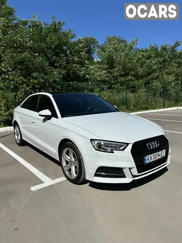 Седан Audi A3 2018 2 л. Автомат обл. Харківська, Харків - Фото 1/21