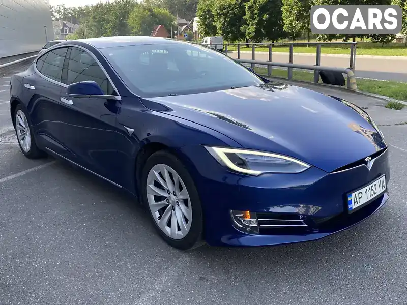 Лифтбек Tesla Model S 2018 null_content л. Автомат обл. Киевская, Киев - Фото 1/15